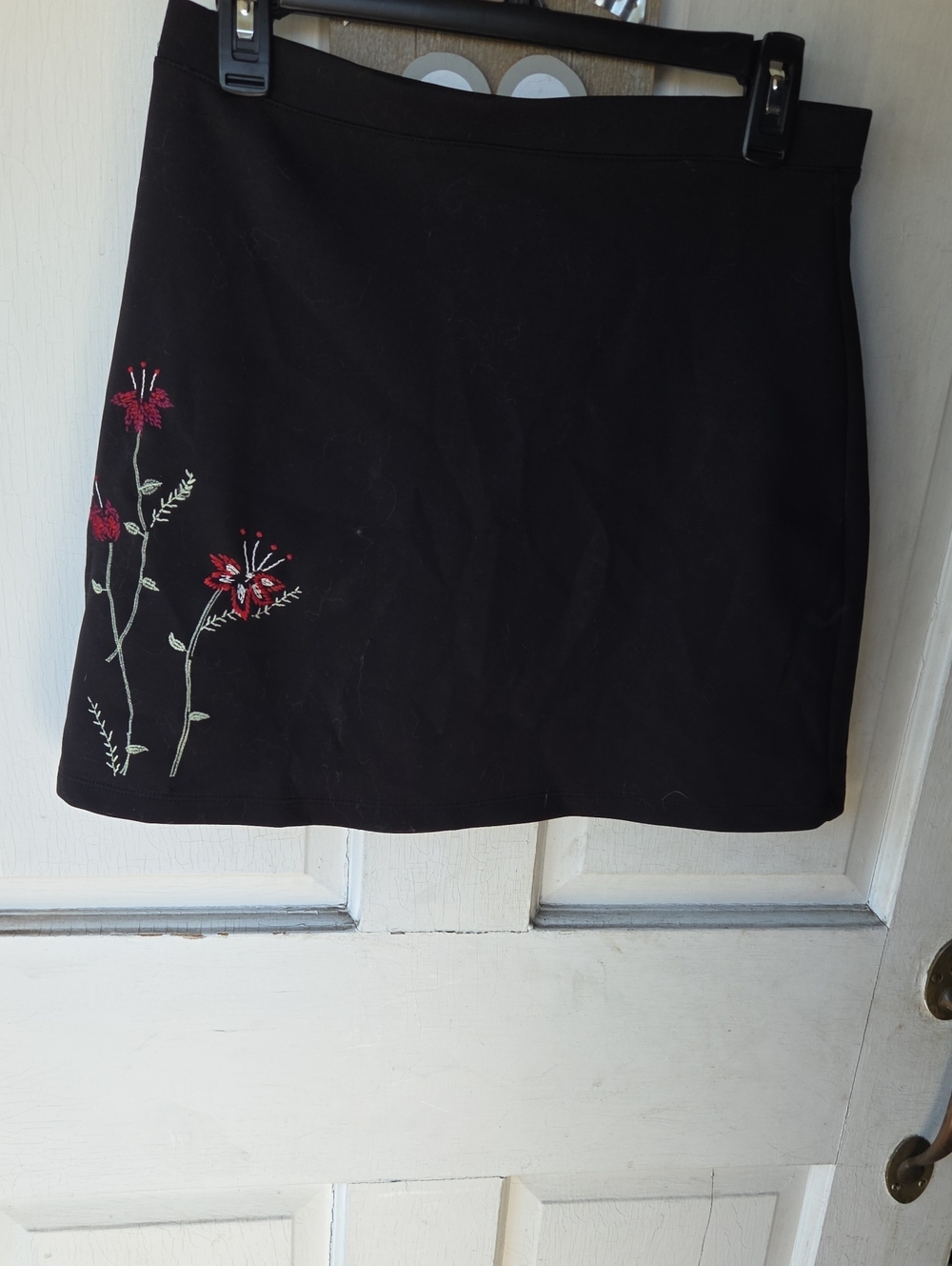 Express Black Mini Skirt with Red Floral Embroidery Y2k